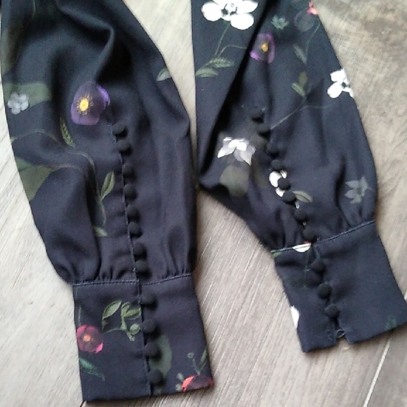 H&M Black Floral Long Sleeve Dress - Picture 9 of 9